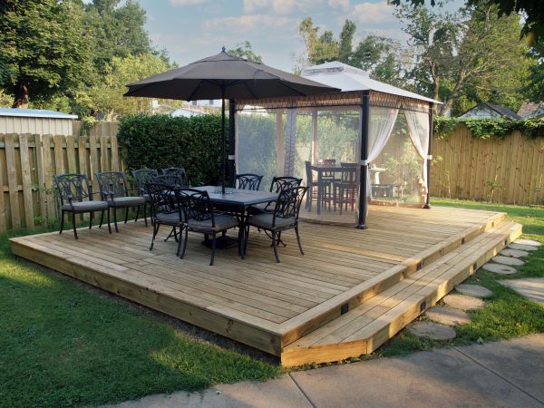 Platform Deck Construction in Monroe Township